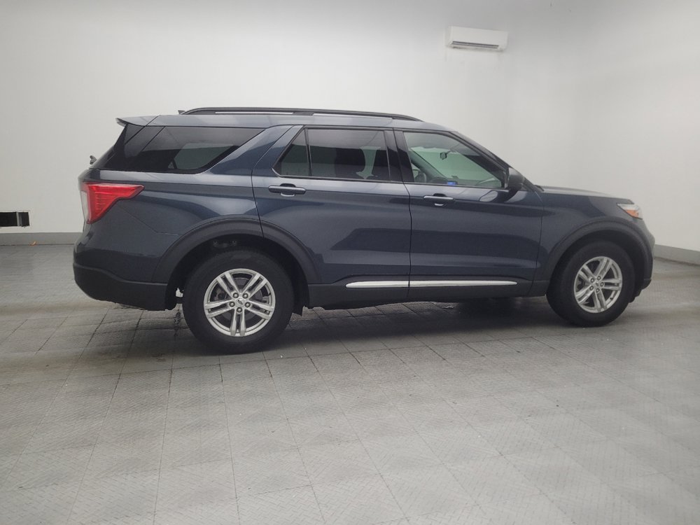 Used 2023 Ford Explorer XLT w/ Equipment Group 202A AWD/4WD image 10
