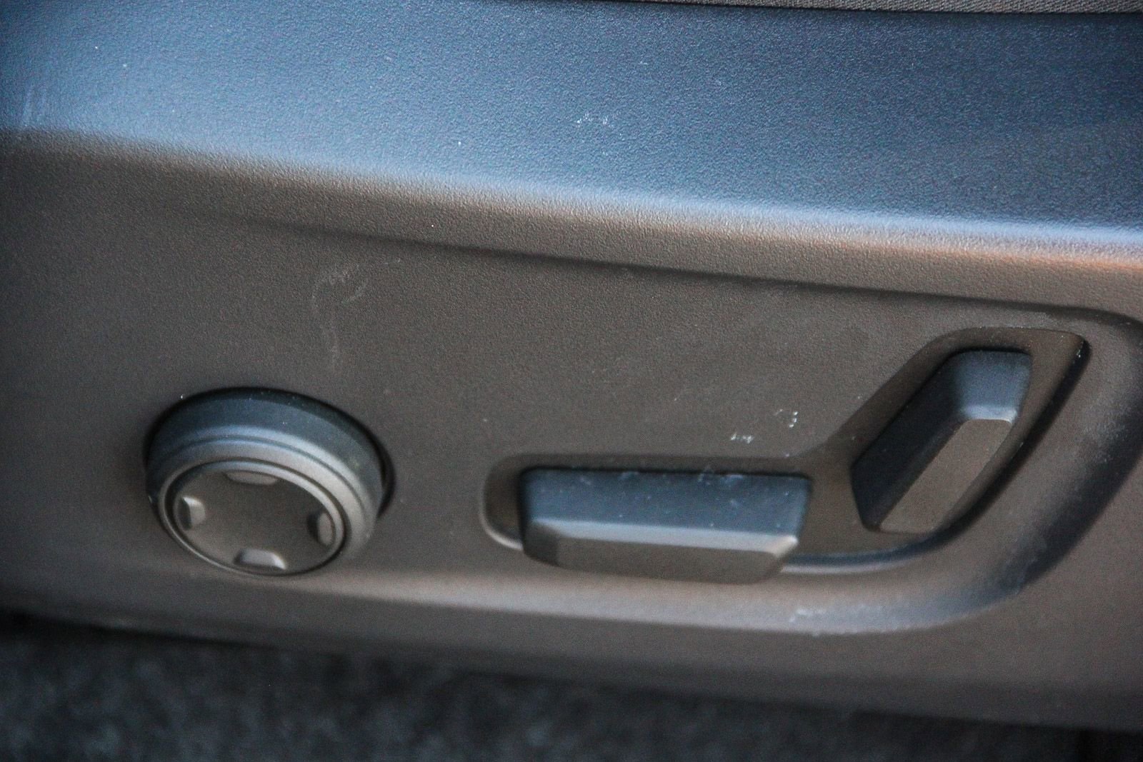 Used 2023 Volvo C40 P8 Recharge Plus w/ Protection Package Premier image 21