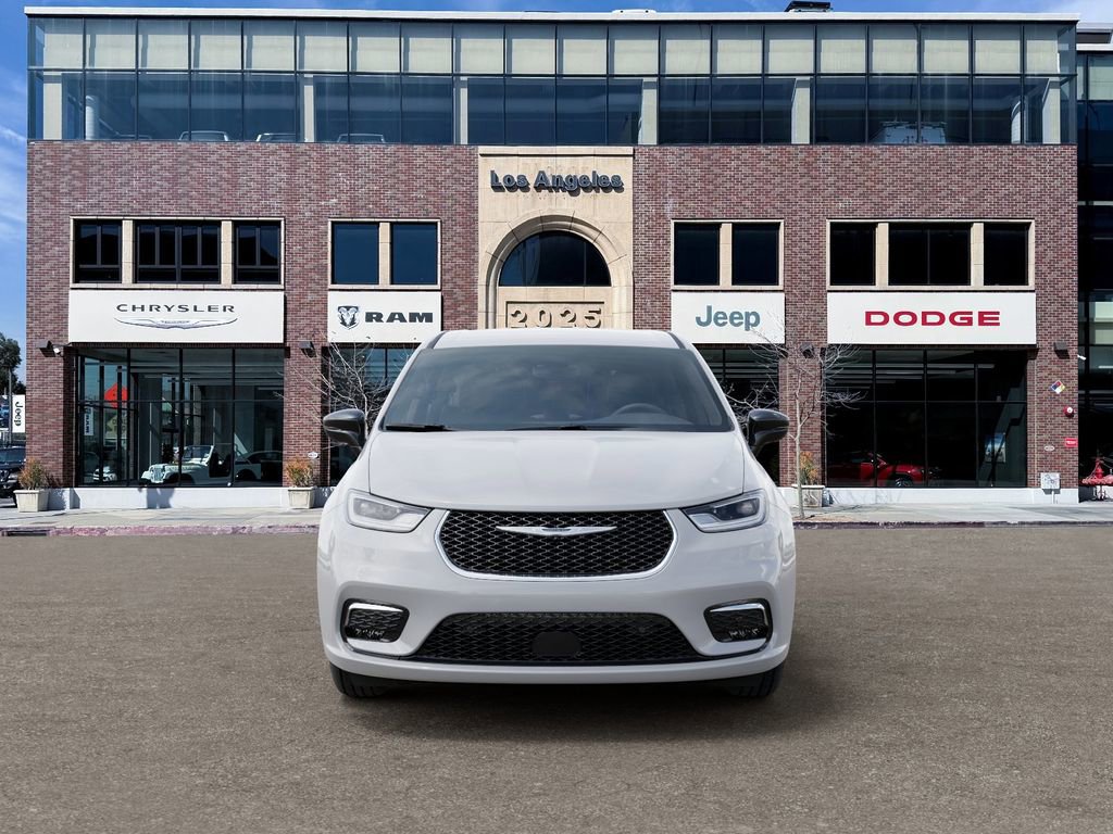 New 2026 Chrysler Pacifica Select image 6
