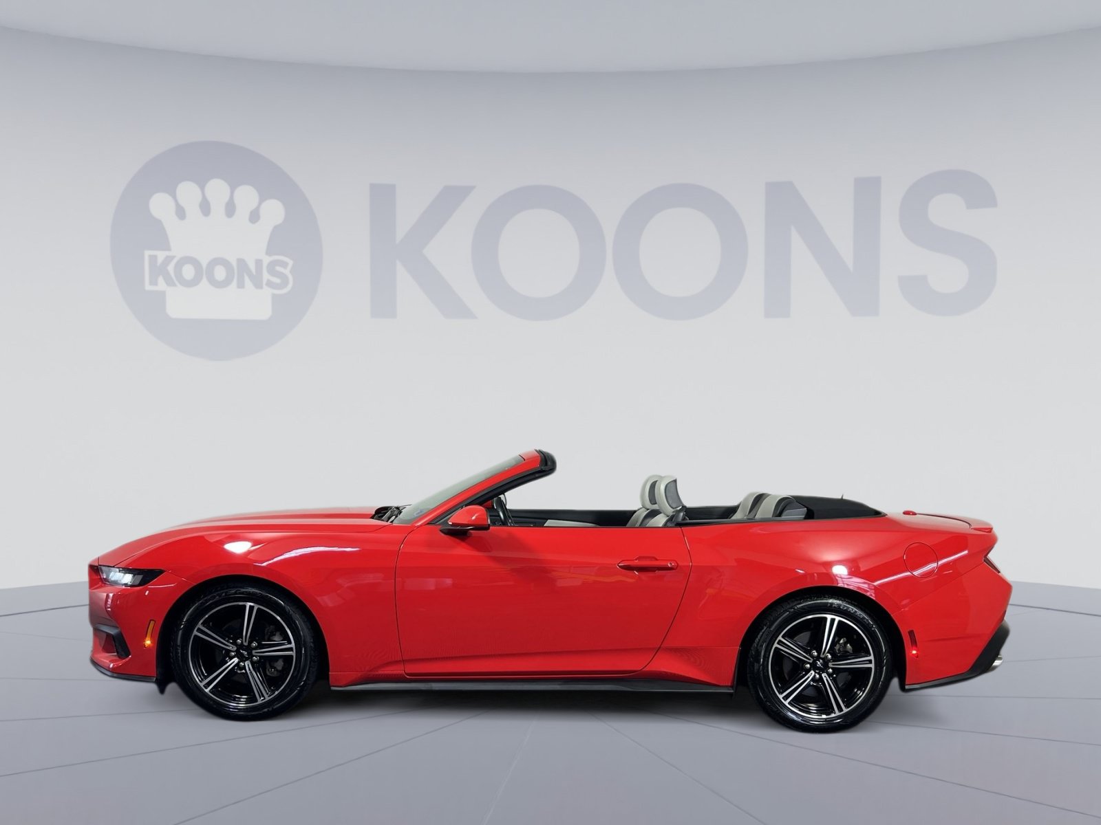 Used 2024 Ford Mustang Premium RWD image 7