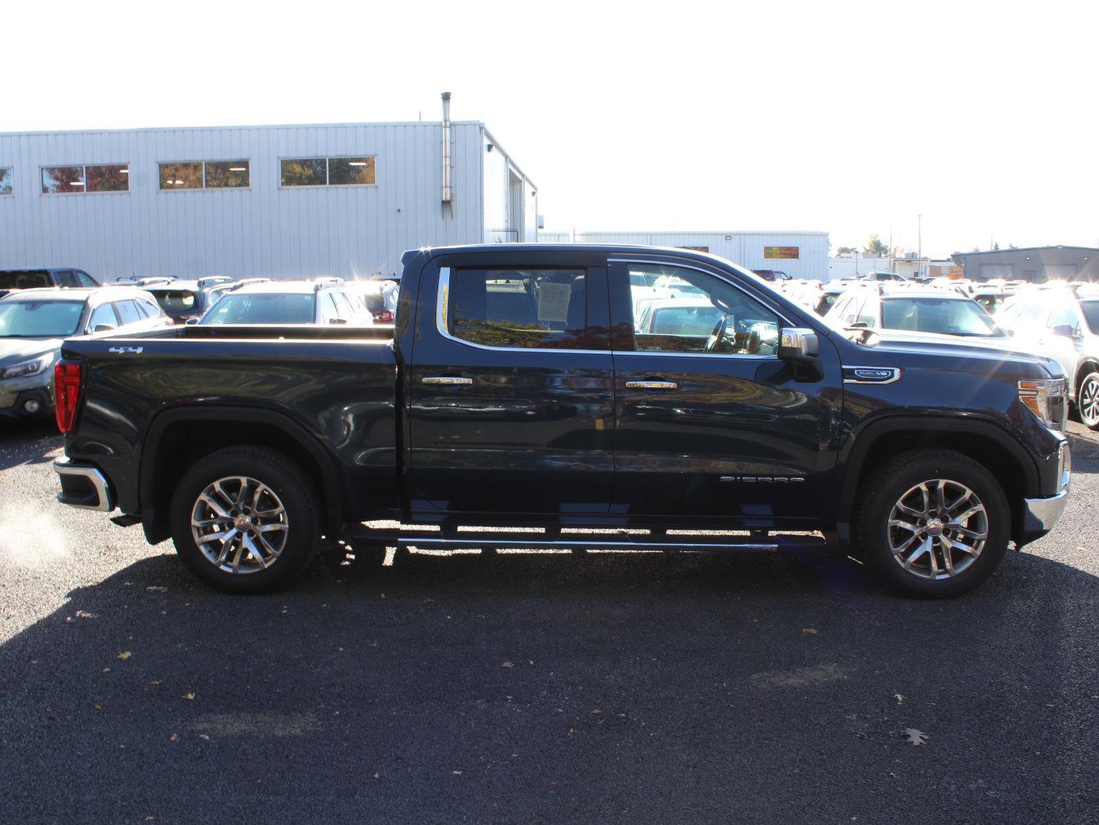 Used 2019 GMC Sierra 1500 SLT w/ SLT Premium Package image 6