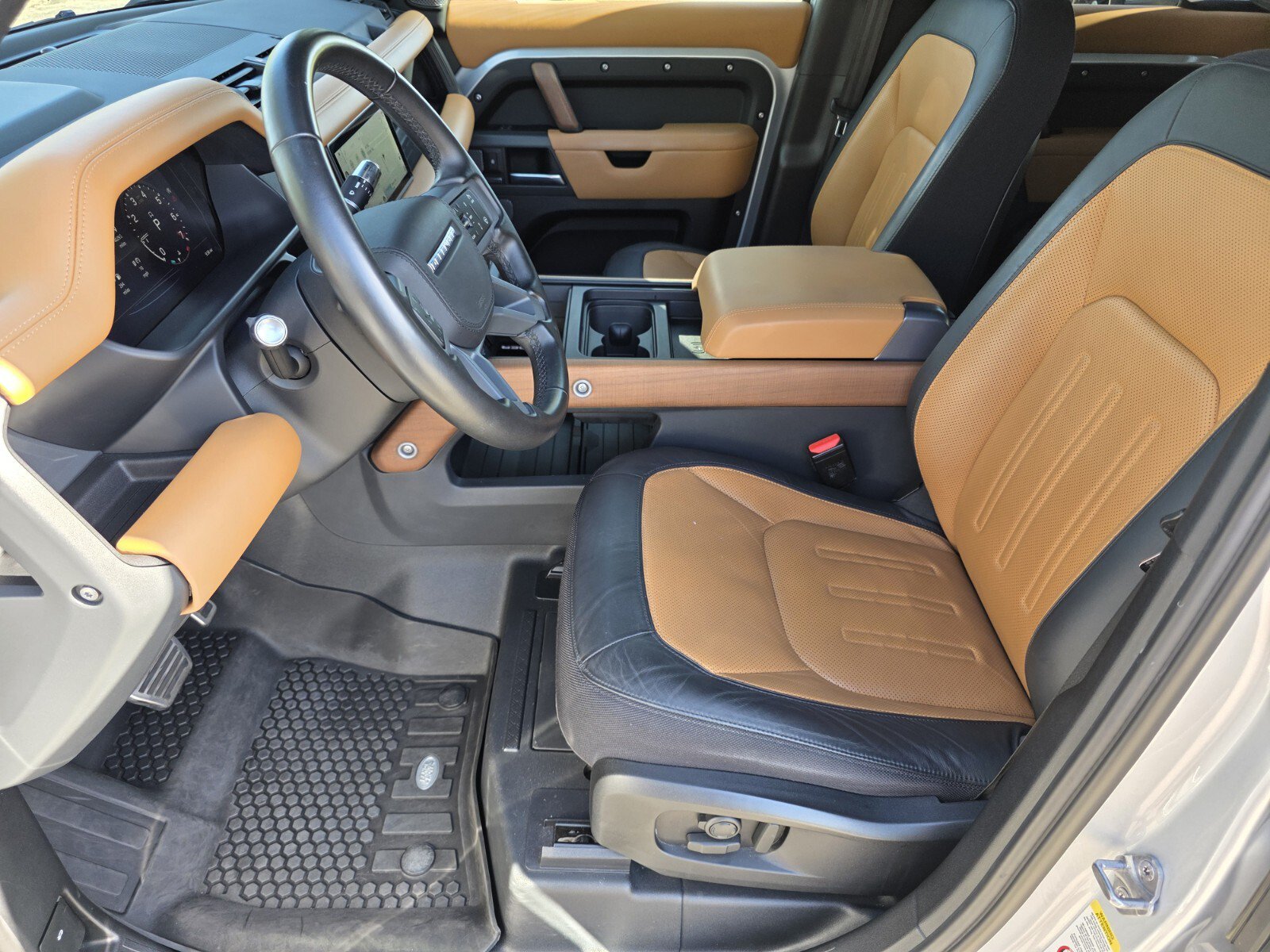 Used 2020 Land Rover Defender 110 X AWD/4WD image 10