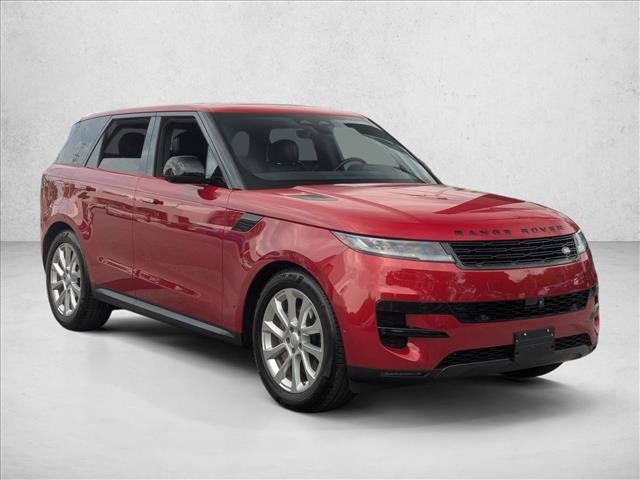Used 2025 Land Rover Range Rover Sport SE AWD/4WD image 3