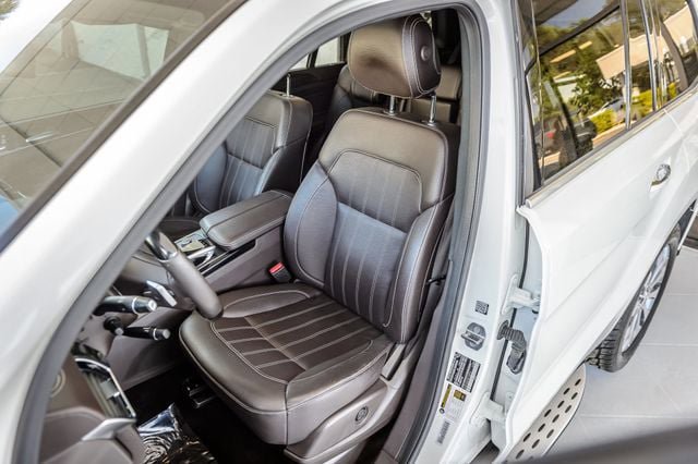 Used 2018 Mercedes-Benz GLS 450 4MATIC w/ Premium Package image 44
