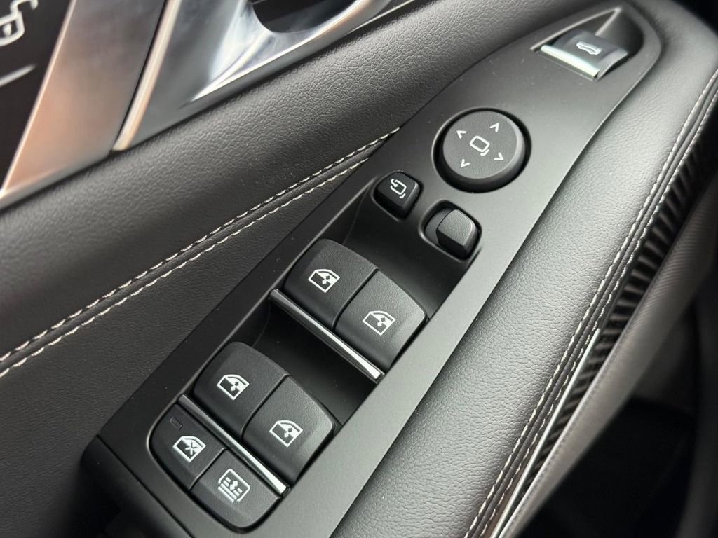 New 2026 BMW X7 M60i image 18