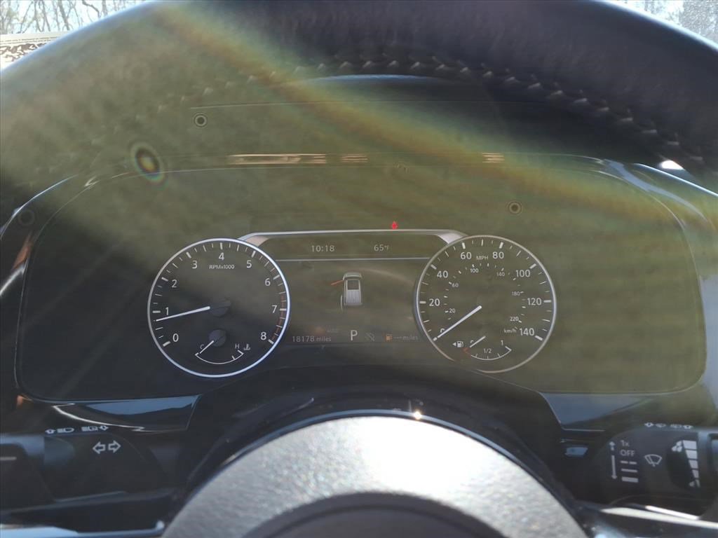 Used 2024 Nissan Pathfinder SL w/ Cargo Package image 21