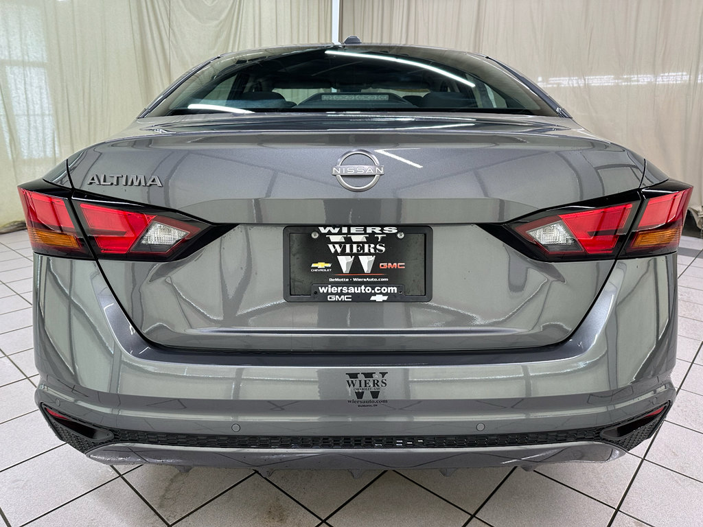 Used 2025 Nissan Altima 2.5 S FWD image 6