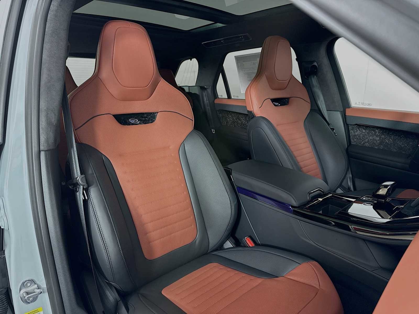 New 2026 Land Rover Range Rover Sport SV image 30