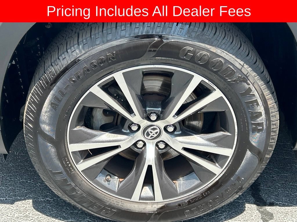 Used 2019 Toyota Highlander LE FWD image 23