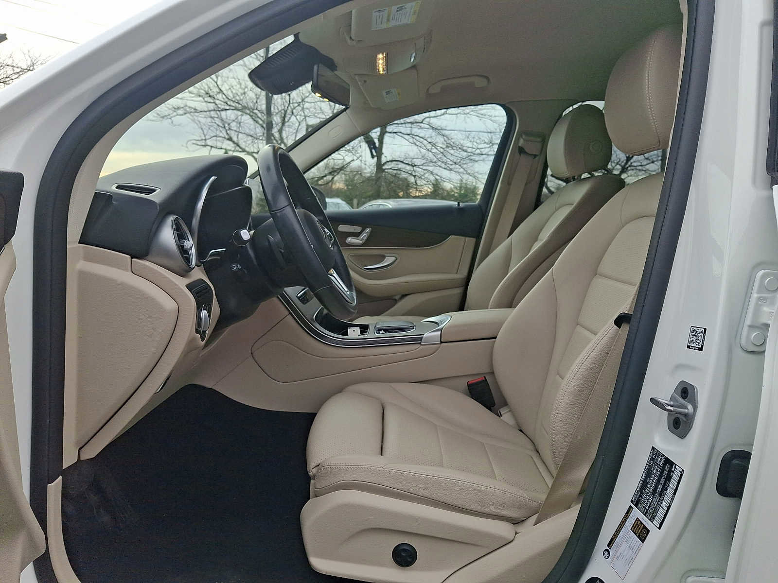 Certified 2022 Mercedes-Benz GLC 300 4MATIC image 13