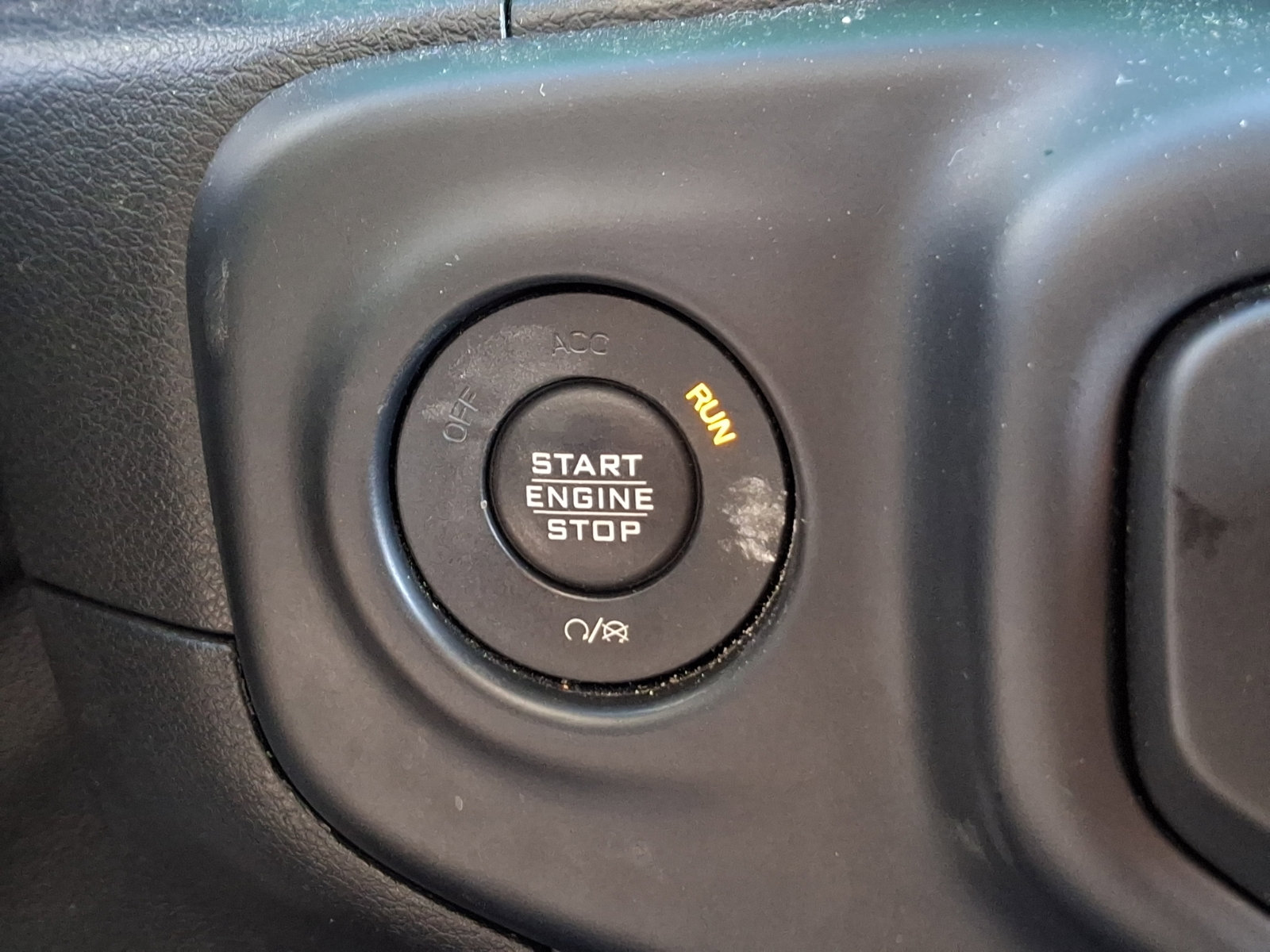 Used 2018 Jeep Wrangler Unlimited Sport S image 23