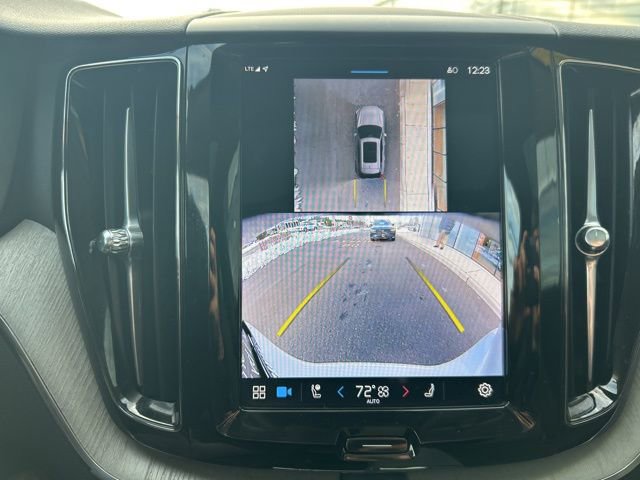 Certified 2025 Volvo XC60 B5 Plus image 23