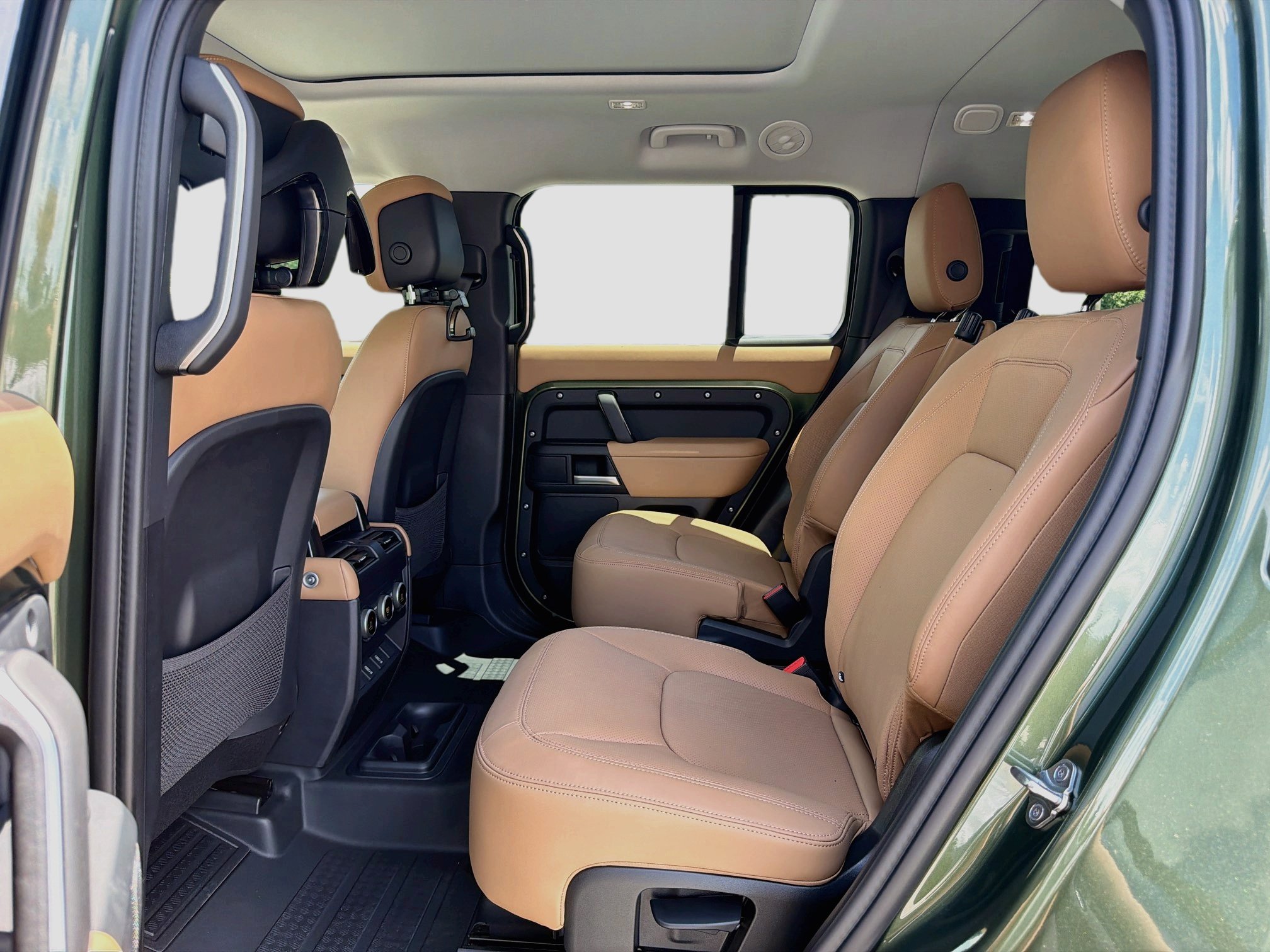 New 2026 Land Rover Defender 130 S AWD/4WD image 24