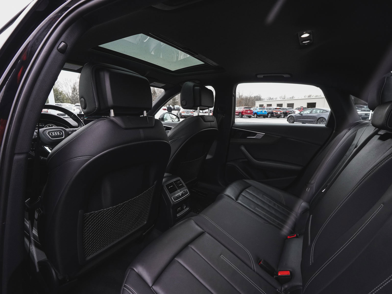 Used 2024 Audi A4 2.0T Premium Plus image 31