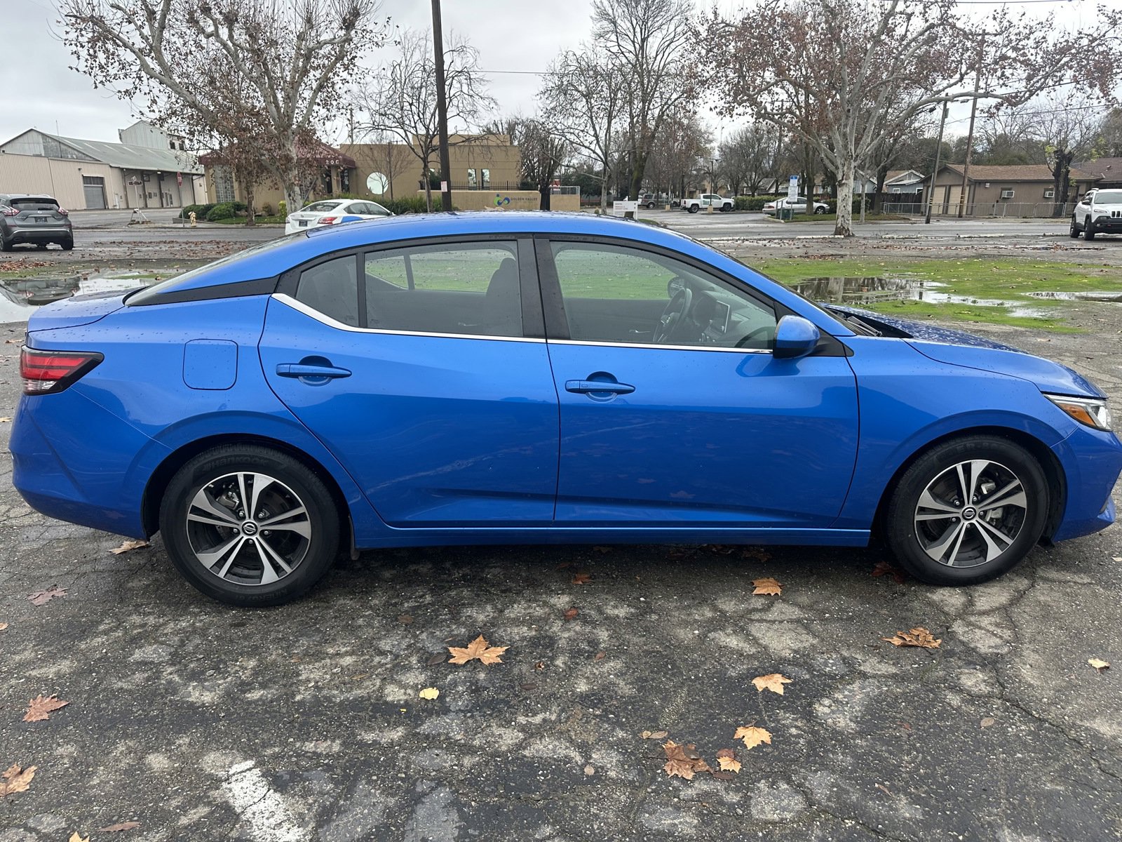 Used 2022 Nissan Sentra SV image 4