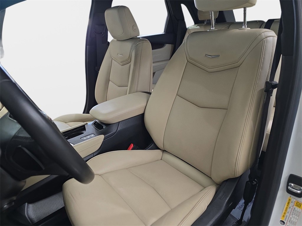 Used 2018 Cadillac XT5 Luxury image 18