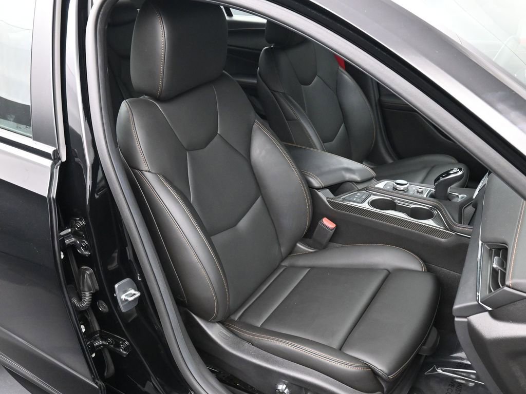 Used 2023 Cadillac CT4 V image 17