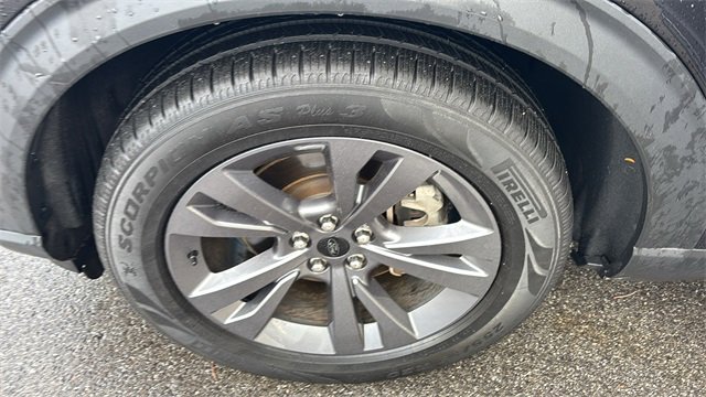 Used 2024 Ford Explorer XLT w/ Equipment Group 202A image 33