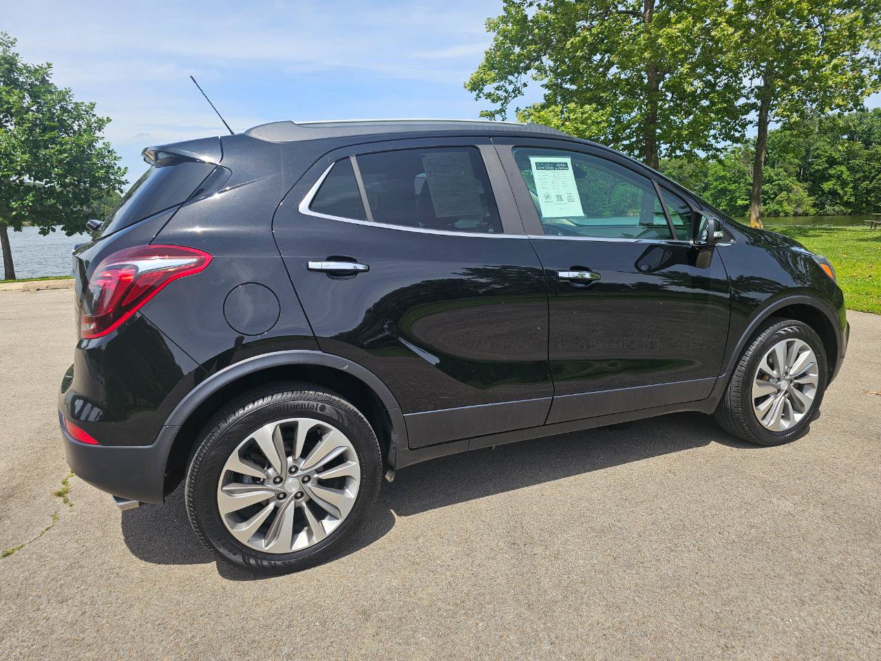 Used 2019 Buick Encore Preferred AWD/4WD image 4