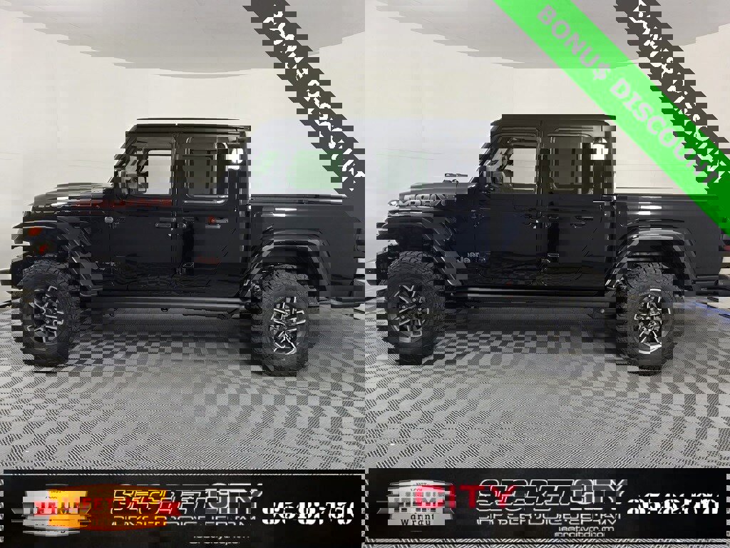 New 2025 Jeep Gladiator Mojave image 4