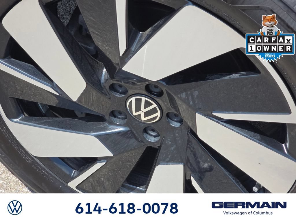 Certified 2024 Volkswagen Atlas Cross Sport SEL AWD/4WD image 16