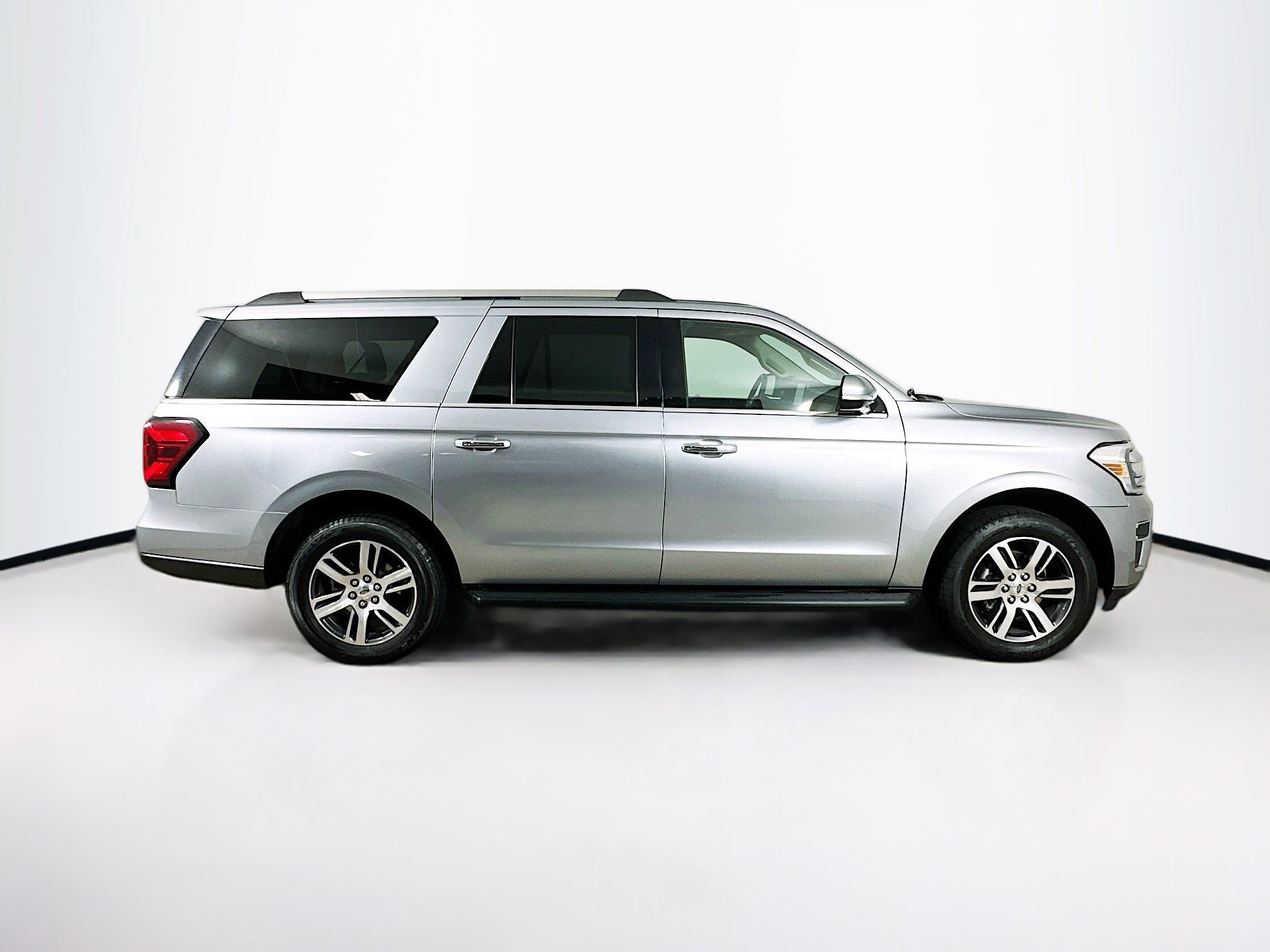 Used 2024 Ford Expedition Max Limited image 10