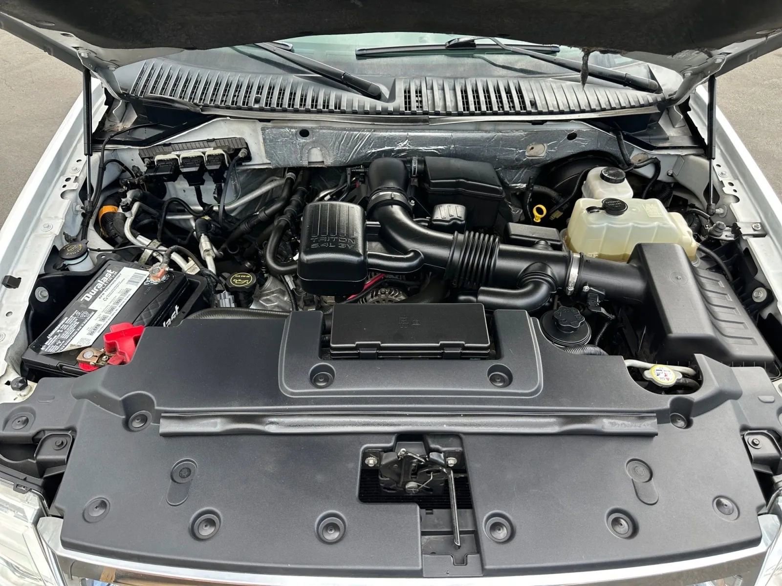 Used 2014 Ford Expedition EL XLT image 19