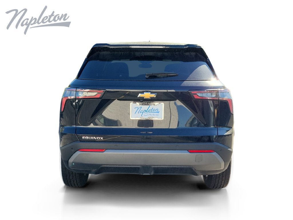 Used 2025 Chevrolet Equinox LT FWD image 4