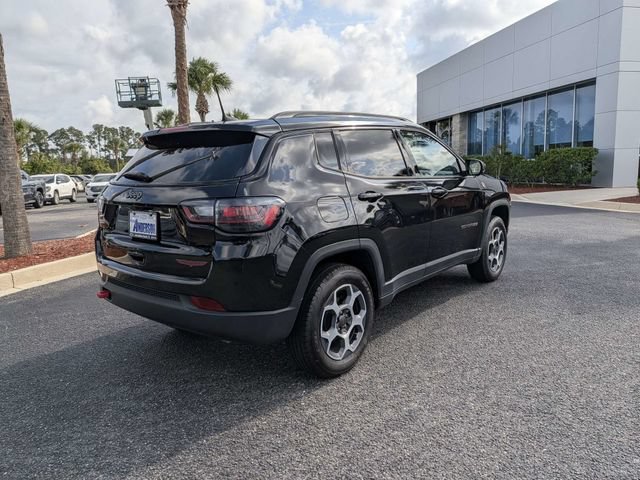 Used 2022 Jeep Compass Trailhawk w/ Trailhawk Elite Group AWD/4WD image 3