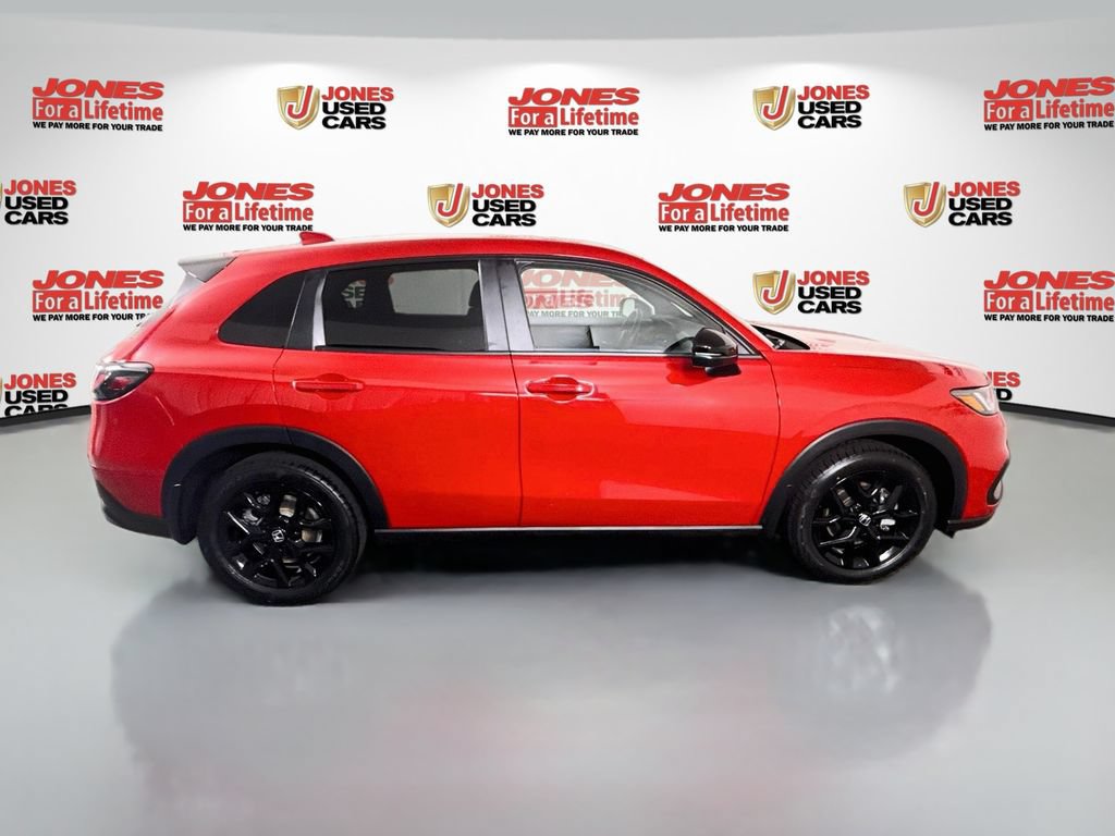 Used 2025 Honda HR-V Sport image 16