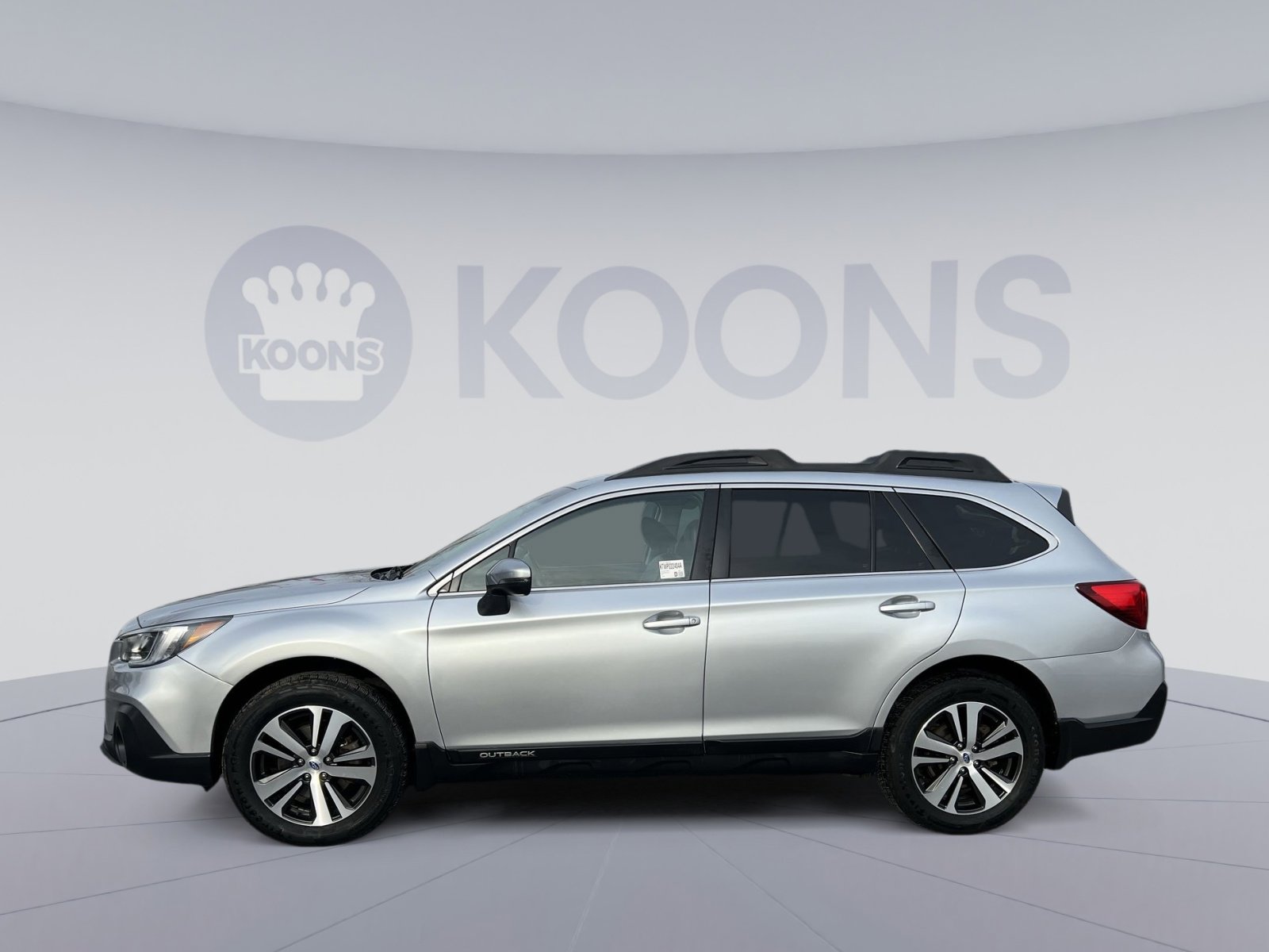 Used 2018 Subaru Outback 2.5i Limited w/ Popular Package #2 image 2
