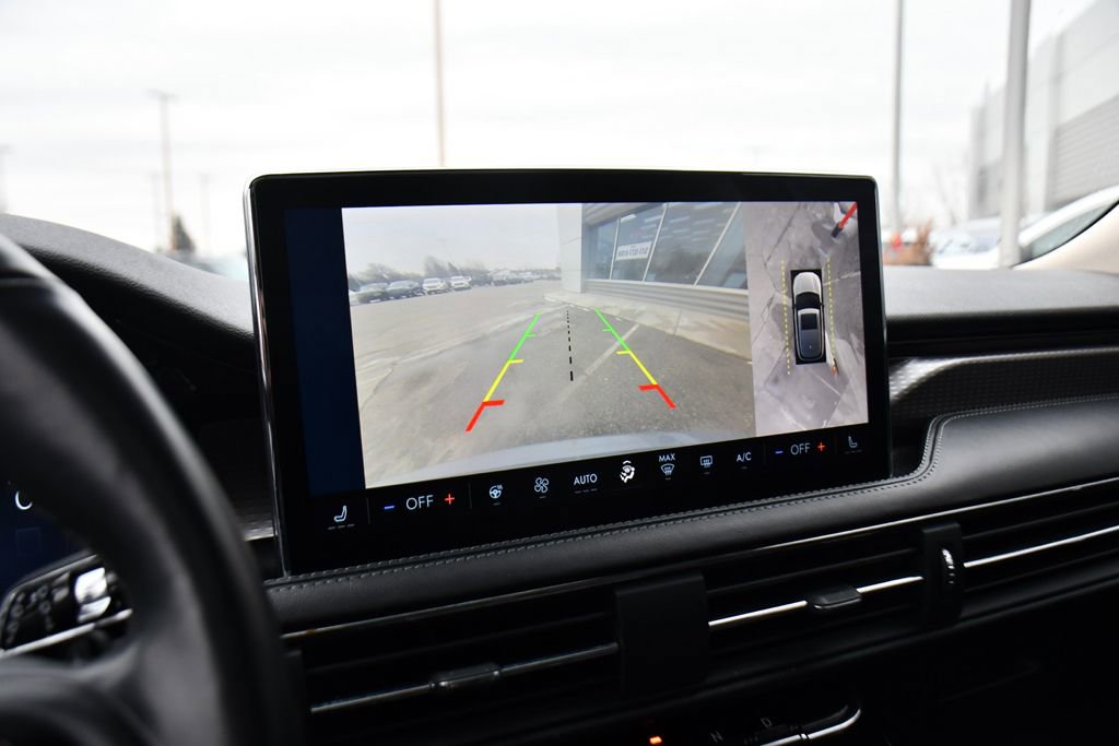 Used 2023 Lincoln Corsair Reserve w/ Equipment Group 201A image 27