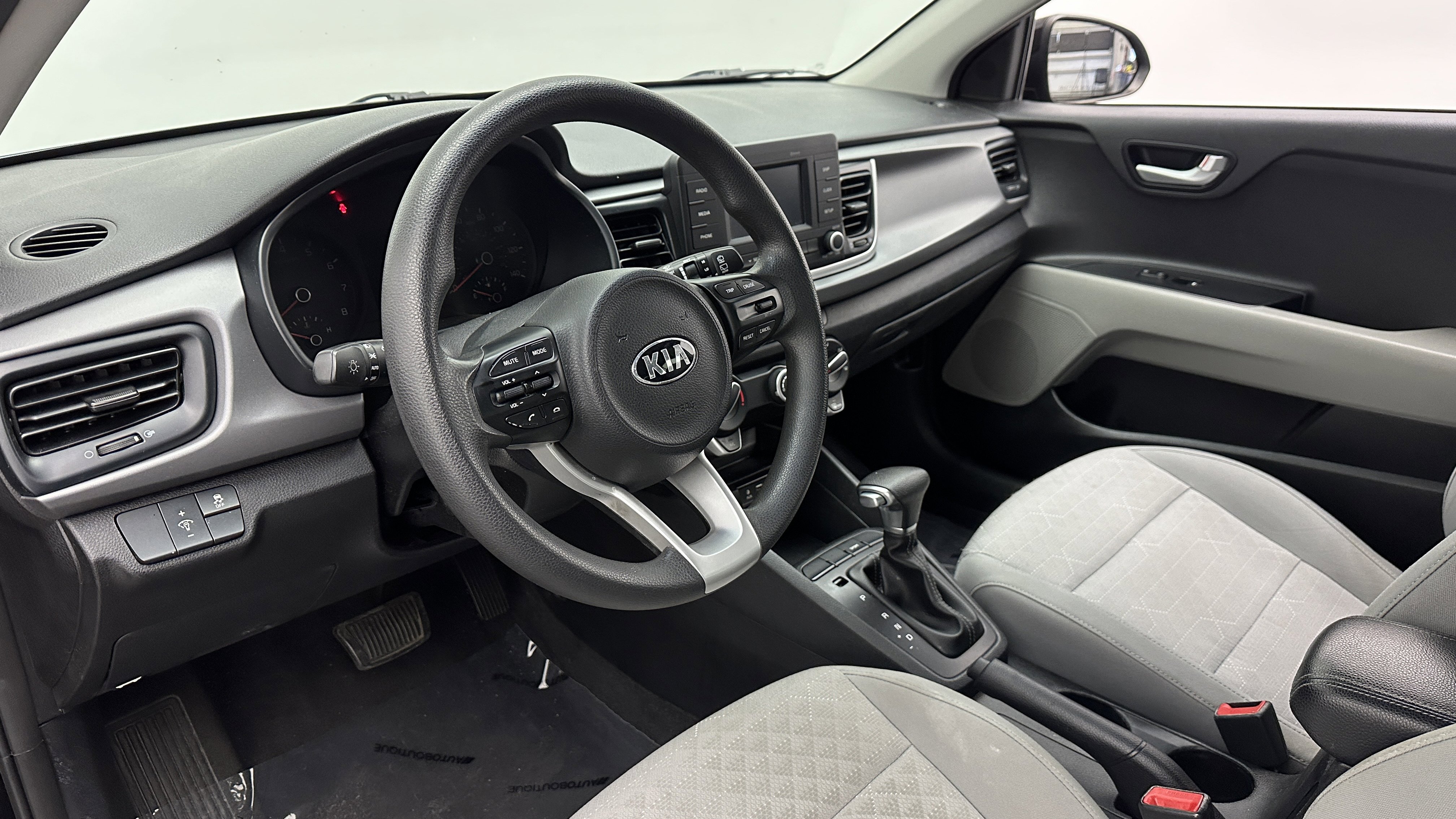 Used 2018 Kia Rio S image 8