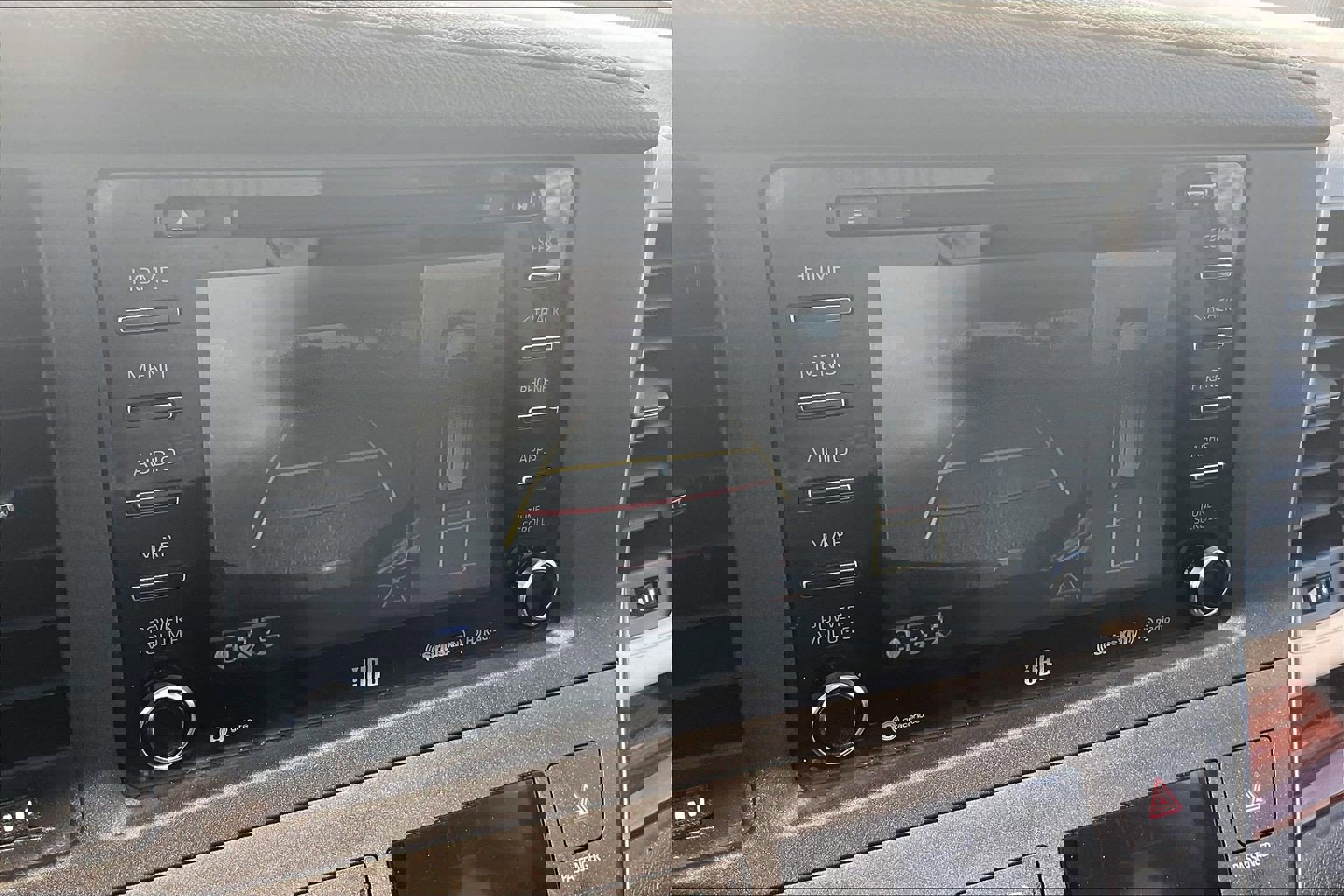 Used 2019 Toyota Sienna Limited Premium FWD image 26