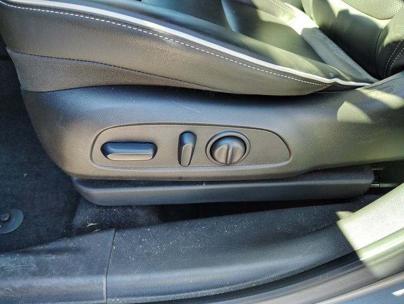 Used 2024 Buick Encore GX Avenir FWD image 11