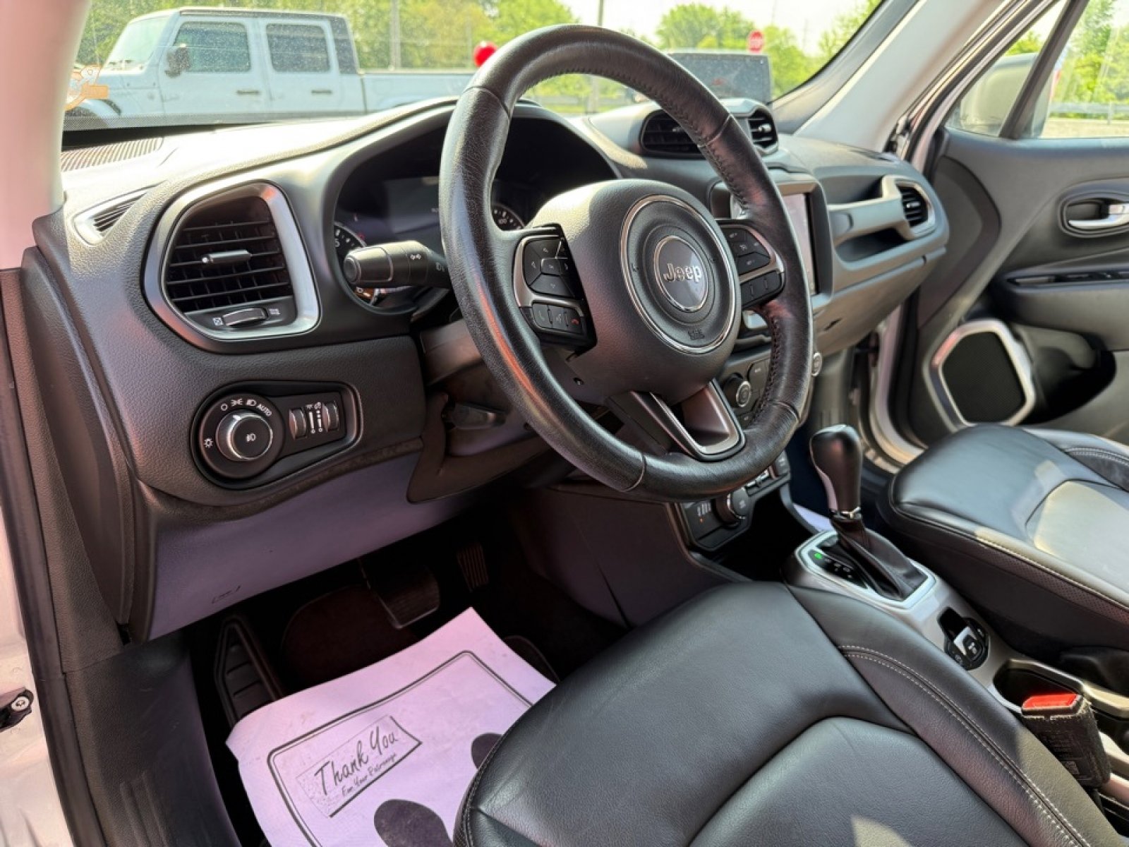 Used 2021 Jeep Renegade Limited image 13