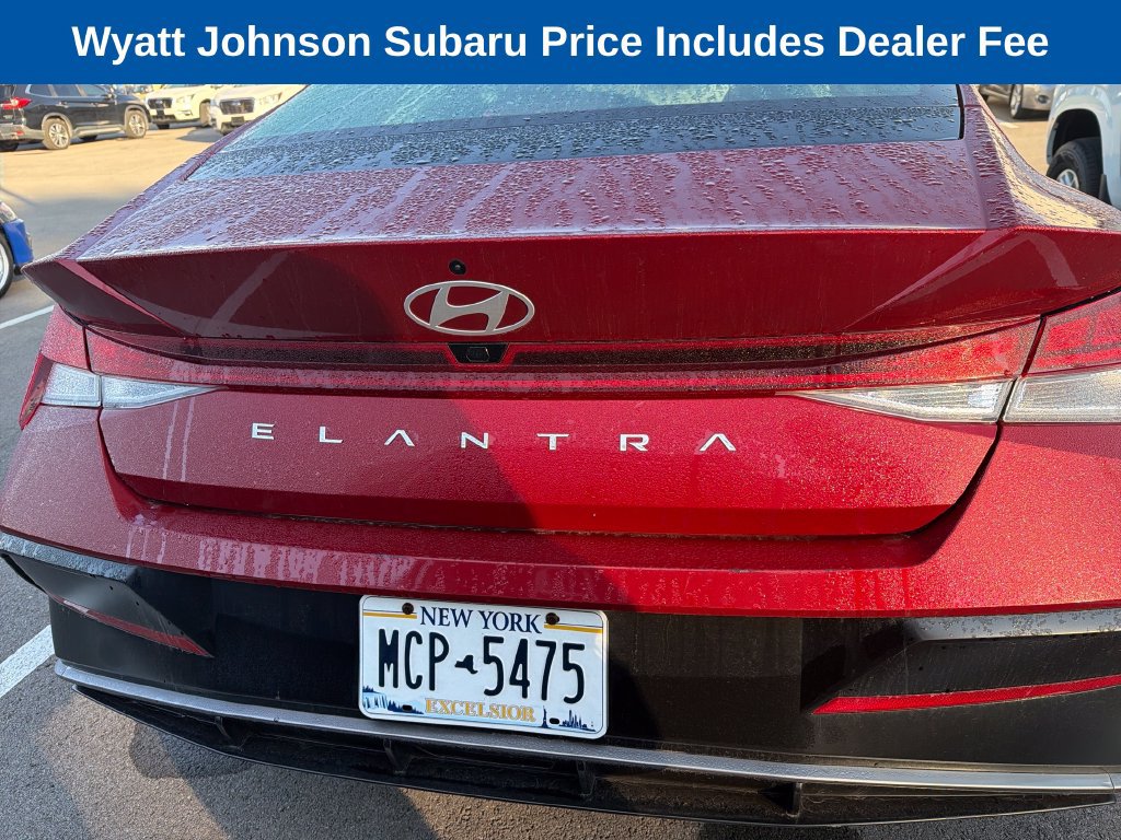 Used 2025 Hyundai Elantra SEL FWD image 8