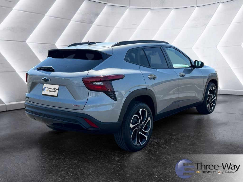 Certified 2025 Chevrolet Trax RS w/ Sunroof Package image 5