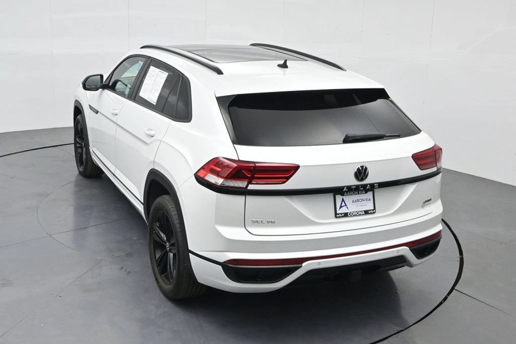 Used 2023 Volkswagen Atlas Cross Sport SEL R-Line AWD/4WD image 46