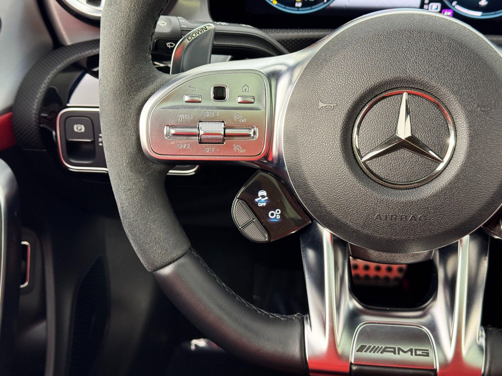 Used 2022 Mercedes-Benz CLA 45 AMG 4MATIC w/ Parking Assistance Package image 22