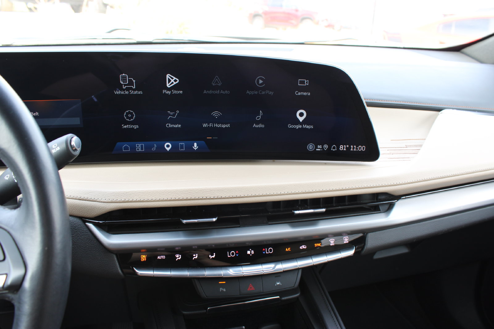 Used 2025 Cadillac XT4 Premium Luxury FWD image 14