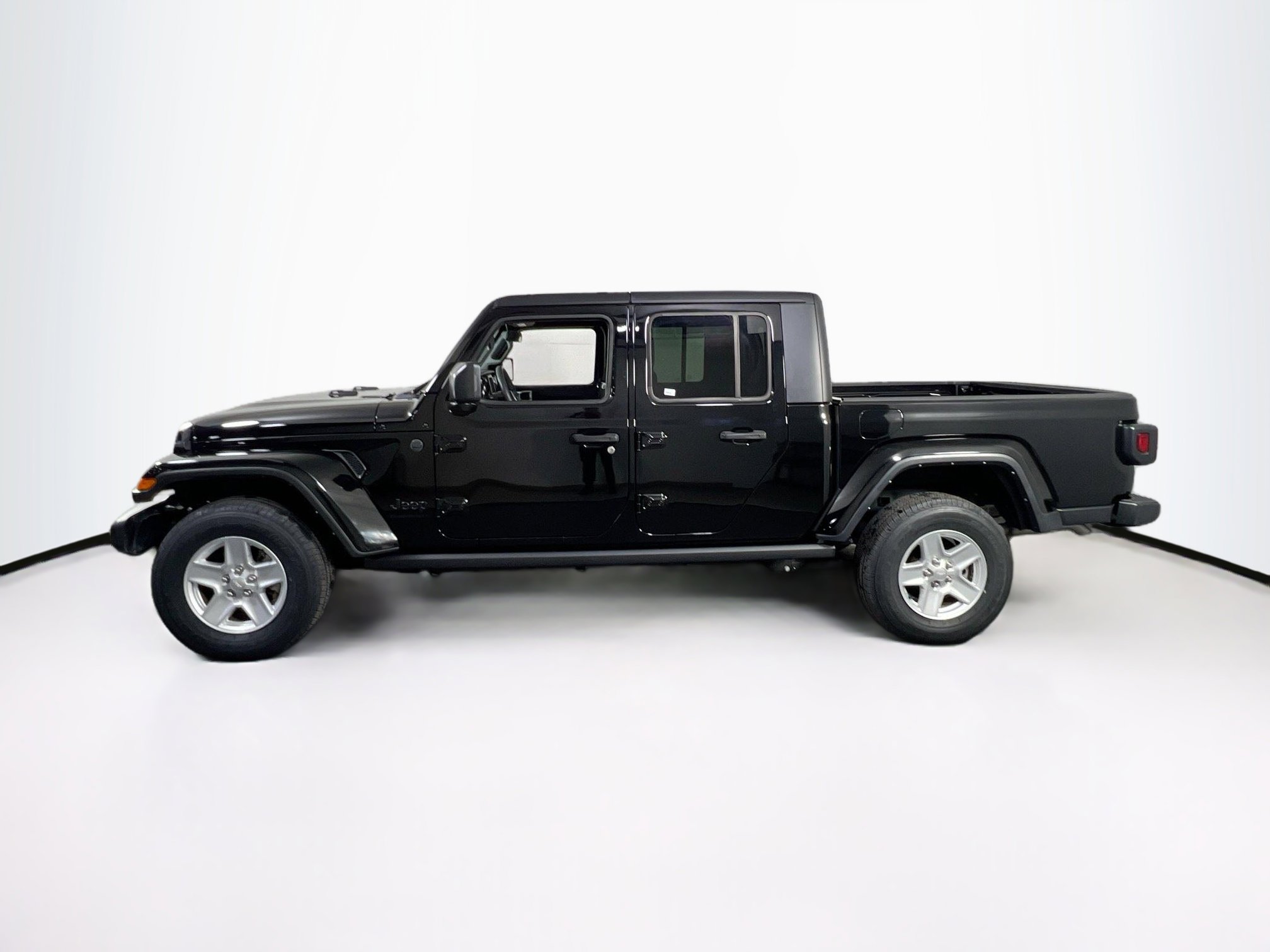 Used 2023 Jeep Gladiator Sport AWD/4WD image 8