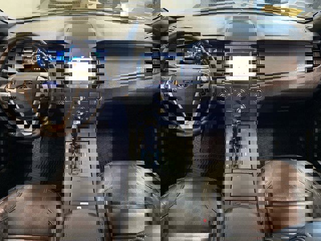 Used 2017 Ford Taurus SEL w/ Equipment Group 201A image 15