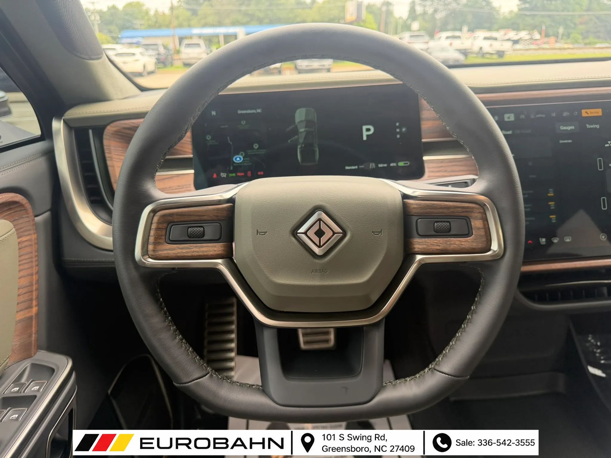 Used 2023 Rivian R1T Adventure Dual AWD/4WD image 11