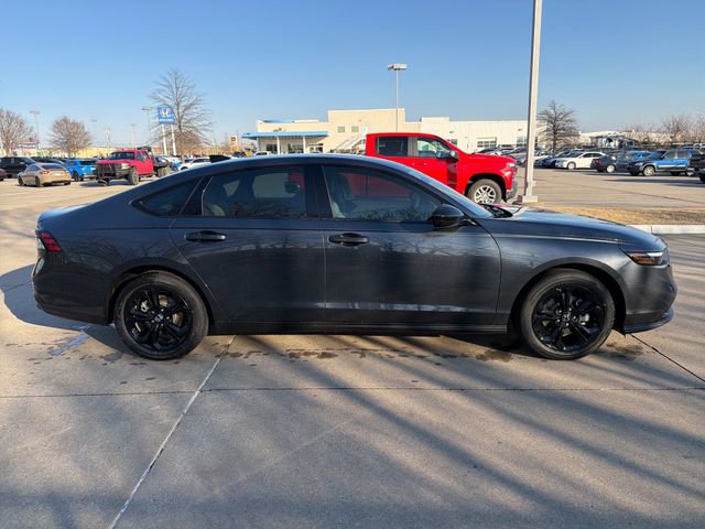 New 2025 Honda Accord SE image 6