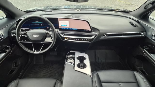 Used 2024 Cadillac Lyriq Tech w/ Driver Assist Package AWD/4WD image 30