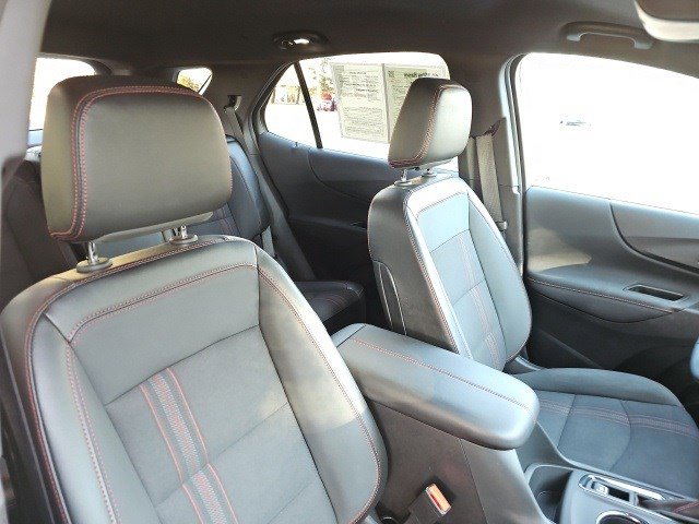 Used 2024 Chevrolet Equinox RS image 16