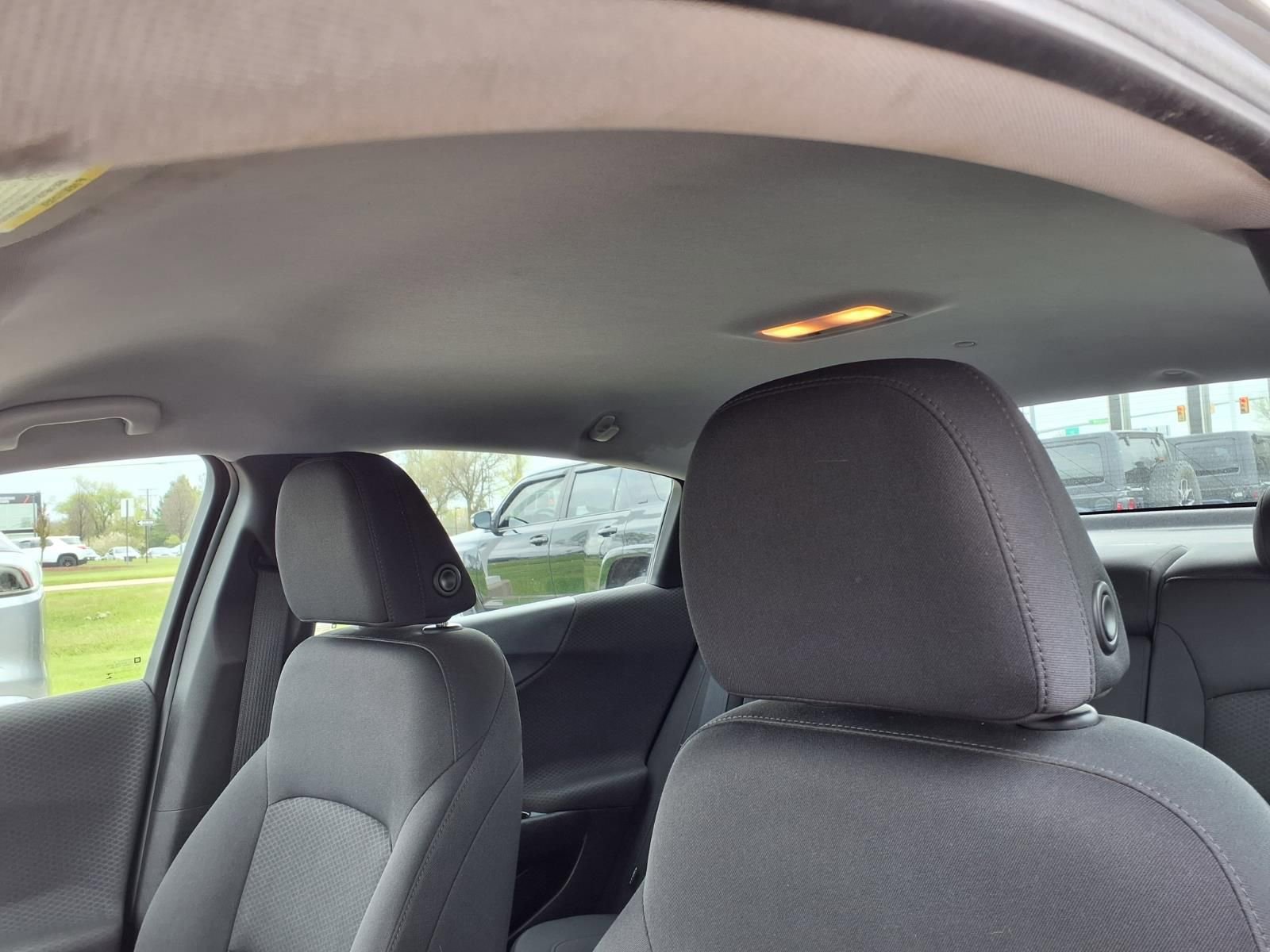 Used 2016 Chevrolet Malibu LT FWD image 18
