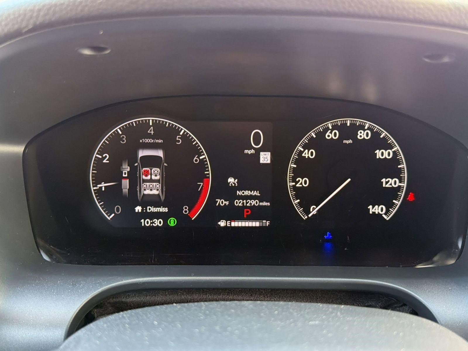 Used 2025 Honda HR-V Sport image 17