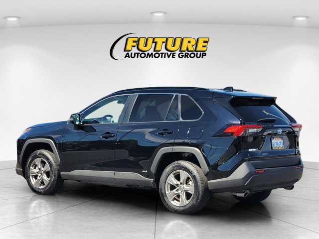 Used 2024 Toyota RAV4 XLE w/ Convenience Package AWD/4WD image 7